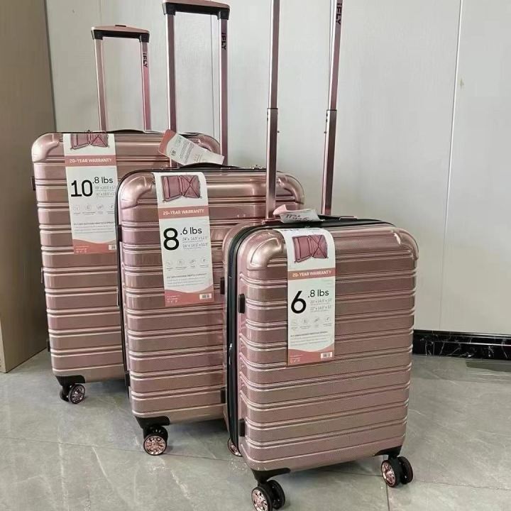 行李箱