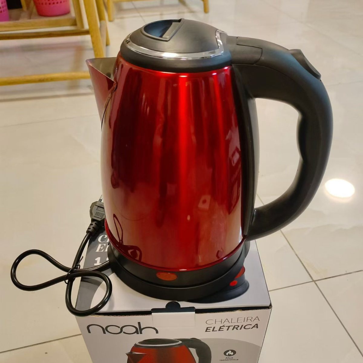 电热水壶 product image