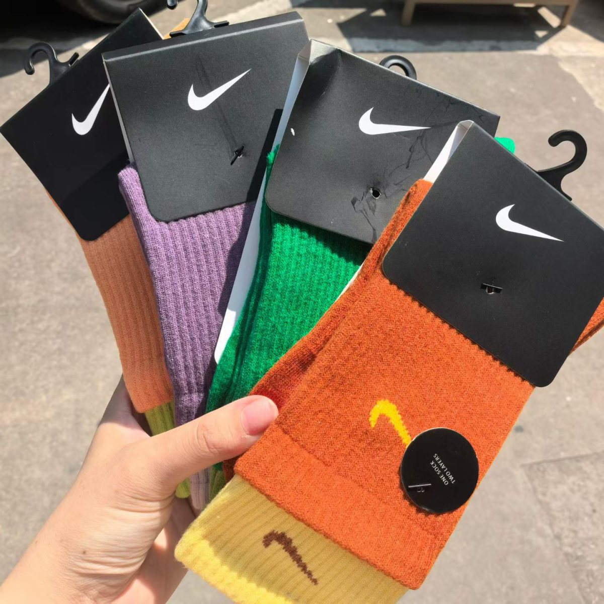 Four‑color color‑block socks